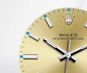 The 34 mm replica Rolex Oyster Perpetual 34 114200 watches have yellow dials.