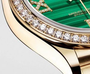 The luxury fake watches are decorated with diamonds.