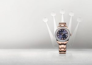 The 39 mm copy watches are made from 18ct everose gold.